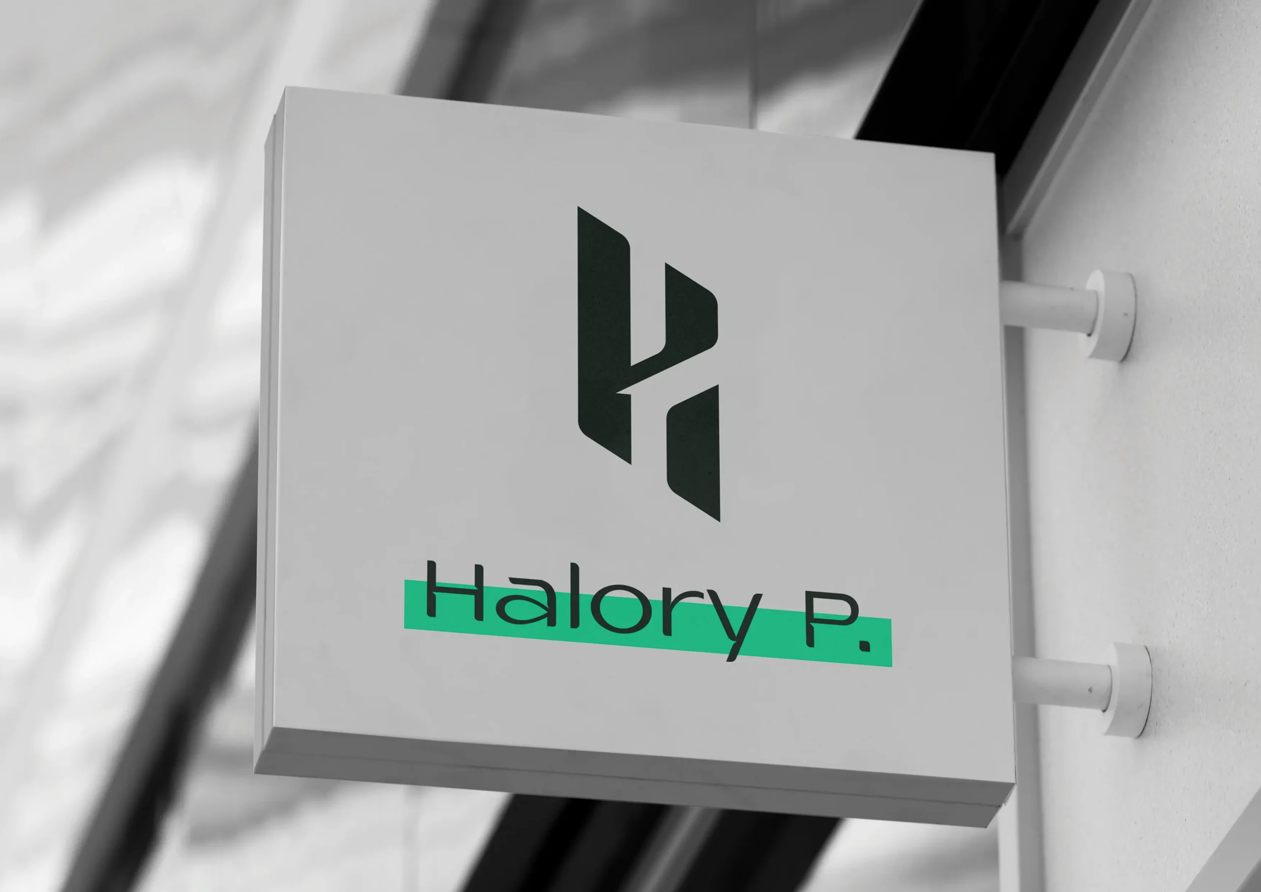 Mock up logo Halory P.
